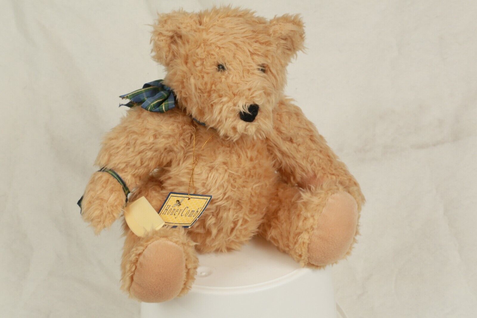 NORTH AMERICAN BEAR COMPANY VTG 1991 HONEY COMB W/ TAGS #4065 Plaid Bow / Teddy - $26.59