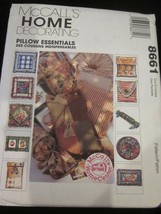 McCall&#39;s Pattern 8661 Home Decorating Pillow Essentials Uncut Brand New - £8.01 GBP