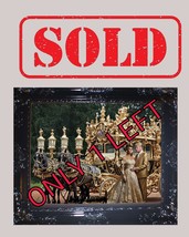Donald Trump and    Melania Trump, the Black and Glod Royal Second editi... - $46,425.12 MXN