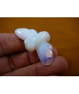 (Y-BEE-562) white Honey BEE BUMBLE figurine gemstone stone carving I lov... - $266.18 MXN