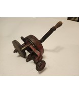 Vintage Cast Iron Hand Crank Bench Grinder Sharpener Tool Modern Mfg She... - $777.50 MXN
