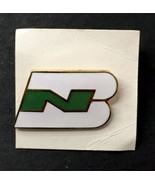 Burlington Northern Railway Lapel Pin Metal &amp; Enamel Green White Railroa... - £7.15 GBP