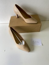 JD Williams Beige Escarpins Talons UK 6 Large E Convient (F255) - $32.97