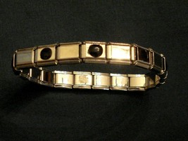 Avon Stretch Bracelet Faux ONYX Silver Tone Elastic Metal Link Fashion J... - £7.87 GBP