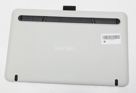 Wacom One DTC133W0A 13.3" Graphics Tablet - Flint White image 5