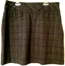 Geoffrey Beene skirt size 10 women plaid zipper on side, pockets gray,bl... - $9.85