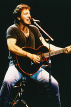 Bruce Springsteen Concert Iconic The Boss classic pose 18x24 Poster - £19.11 GBP