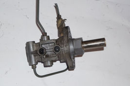 2000-2005 TOYOTA CELICA GT GT-S POWER BRAKE MASTER CYLINDER GTS OEM image 4