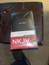 NKJV Gift and Award Bible, Blue New / Sealed - £6.51 GBP