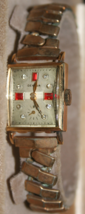 wrist watch. - $936.00 MXN