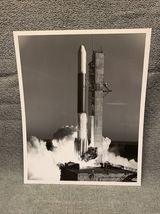 NASA Engineer Owned 8x10 Photograph Liftoff Delta 148 Rocket Space KG - $19.80