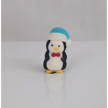 Vintage Fuzzy Christmas Penguin Lapel Hat Pin - £6.48 GBP