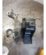 SENTRA    2012 Engine Mounts 1081941 - $1,085.84 MXN