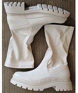 Pretty Little Thing Extra Chunky Large Cleat Platform Boots Size 8 - $771.01 MXN