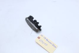 97-04 MERCEDES-BENZ SLK230 FRONT SEAT ADJUSTMENT BRACKET U00010 image 3