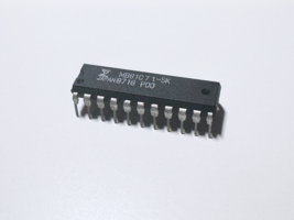 MB81C71-SK Fujitsu CMOS Static RAM 64K 8Kx8 SRAM Memory IC DIP-22 - $5.45