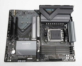 GIGABYTE X870 Eagle WIFI7 DDR5 AMD AM5 LGA 1718 ATX Motherboard  image 4