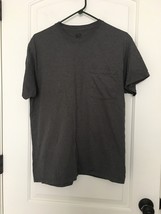 Fruit Of The Loom Men's Gray Short Sleeve T-Shirt Size Medium - $21.20