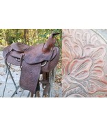 vintage full size horse saddle brown LEATHER &amp; WOOD - $7,377.34 MXN