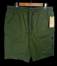 Craft &amp; Flow Nomad Shorts Size XL Mens Green Outside Zip Pocket Unlined NEW - $37.15