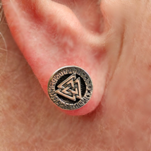 Boucles d&#39;oreilles clou Valknut Rune argent sterling 925 bijoux et boîte viking - £22.56 GBP