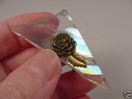 (bb-554) Iridescent stained glass TRIANGLE rose brooch pin WOW - $191.47 MXN