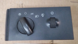 2005-2007 FORD F250 SD F350 SD DASH MNTD HEADLIGHT SWITCH W/ FOG - $24.74