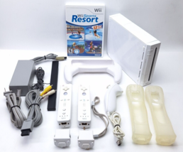 Nintendo Wii Console Wii Sports Resort Bundle Motion Controllers - £65.69 GBP