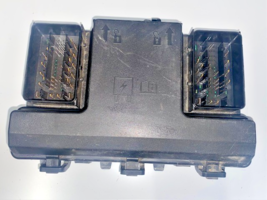 13-16 USED GENUINE OEM FORD FUSION ENGINE FUSE BOX RELAY, P/N FG9T14A067BD - $62.36