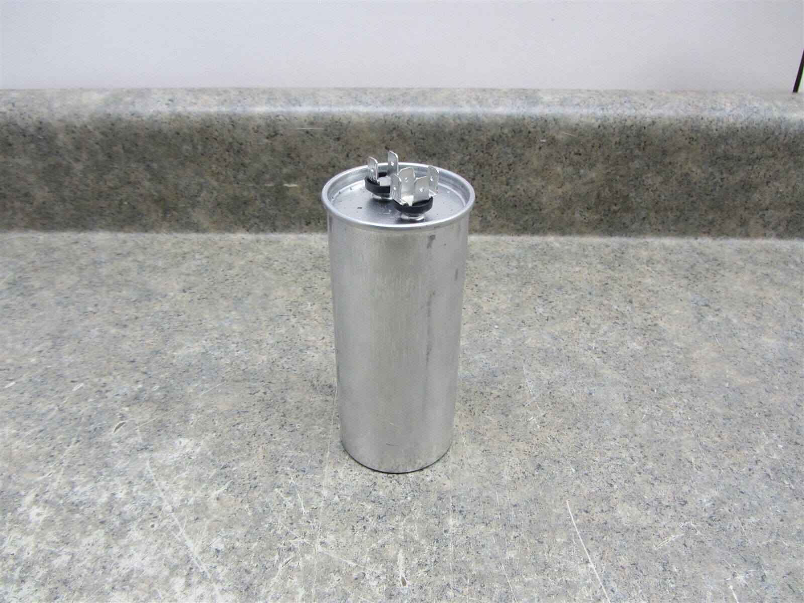 Frigidaire Air Conditioner Capacitor Part  5304512385