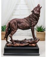 Mystical Full Moon Howling Alpha Gray Wolf Statue In Bronze Electroplate... - $1,583.01 MXN