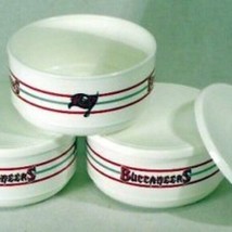 NFL Tampa Bay Buccaneers 3 Piece Plastic Bowl Set with Lids that Snap on NEW - £9.83 GBP