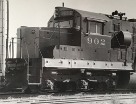 Atchison Topeka &amp; Santa Fe Railway Railroad ATSF #902 SD-24 Electromotive Photo - £7.54 GBP