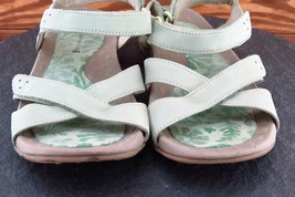Lands&#39; End Sz 8 M Green Sport Sandals Leather Women Sandals 3328 - £15.78 GBP