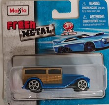 Maisto 3 Fresh Metal cars 1932 Ford Wood Panel Truck &amp; Green Dodge Ram T... - £11.97 GBP