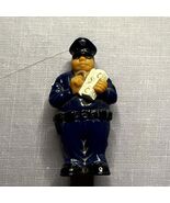 Lil Homies Shop Series 4 Officer Placa Cop Donuts Mini Figure - $146.26 MXN