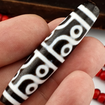 16 ojos patrón único ágata tibetana del Himalaya Dzi Bead Amulet Lucky Bead - €95,47 EUR