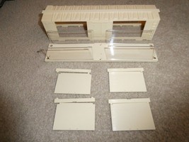 MTH O Scale Window Box Car Body Shell with Some Trim 10 3/4&quot; Long - £16.26 GBP