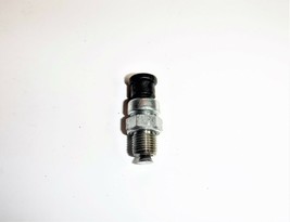 Certified Open Box

Husqvarna 455 Chainsaw Decompression Valve - OEM - $336.93 MXN