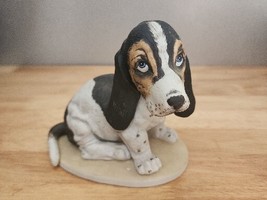 *VINTAGE 1983 HOMCO &quot;MASTERPIECE PORCELAIN&quot; BASSETT HOUND FIGURINE - $18.90