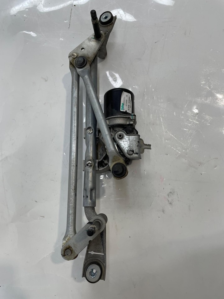 2013-2022 Chevy Trax LS Front Widshield Wiper Moter Assembly 42726586 OEM Item image 2
