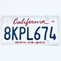  United States California Lipstick Passenger License Plate 8KPL674 - $229.03 MXN