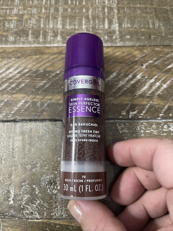 Covergirl Simply Ageless Skin Perfector Essence Foundation 70 Rich Covergirl Simply Ageless Skin Perfector Essence Foundation 70 Rich