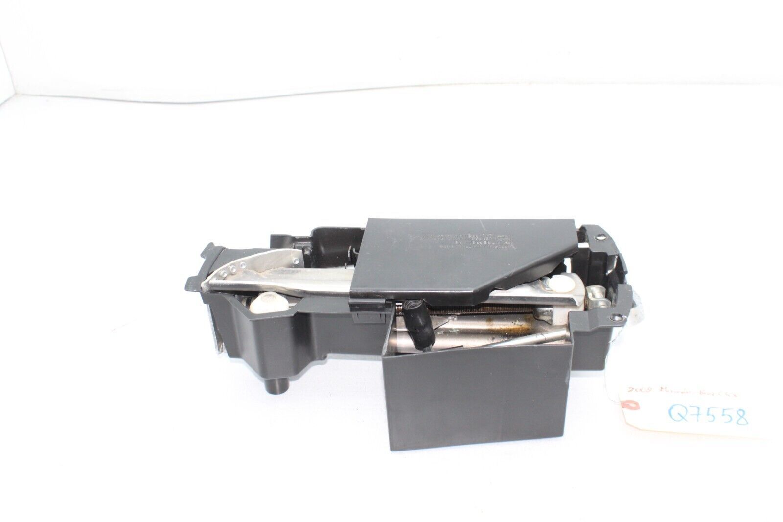08-14 MERCEDES-BENZ C300 EMERGENCY SPARE TIRE JACK TOOL KIT Q7558 - $128.96
