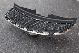 11-16 Chrysler Town & Country Gril Grill Grille Chrome OEM  image 7