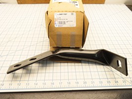 GM 84911567 Front Bumper Brace Bracket Outer Left LH General Motors - £32.54 GBP