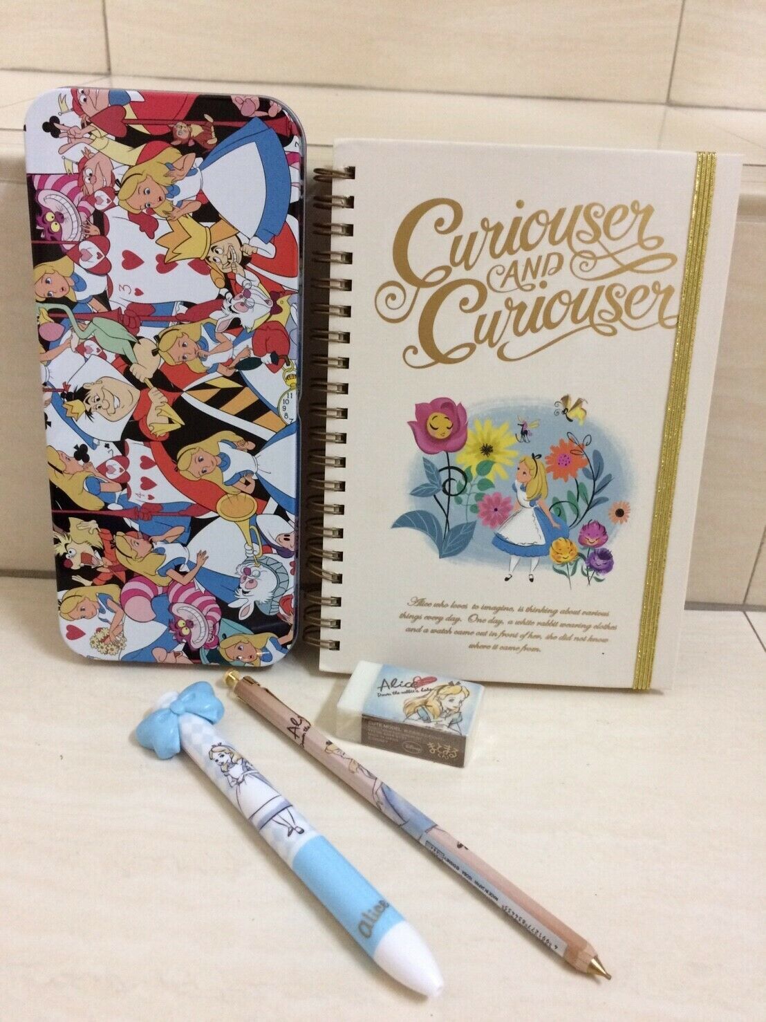 Disney Alice in Wonderland Book, Box, Pen, Pencil, Rubber. Stationery Set. RARE  - £47.81 GBP