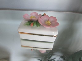 Lenox Porcelain Trinket Box Virginia Rose Country Garden Collection Japan - $9.85