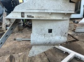 Evinrude  200 Ram Ficht 25 inch Outboard Lower Unit 2001 - $965.00