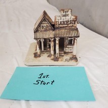 Windy Meadows Pottery Bakery Store 1850 Small Village Collectibles - £15.51 GBP